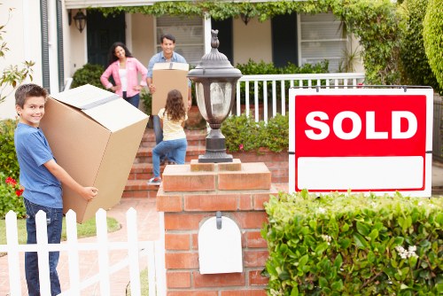 Local moving van service for homes and small businesses in Maida Vale